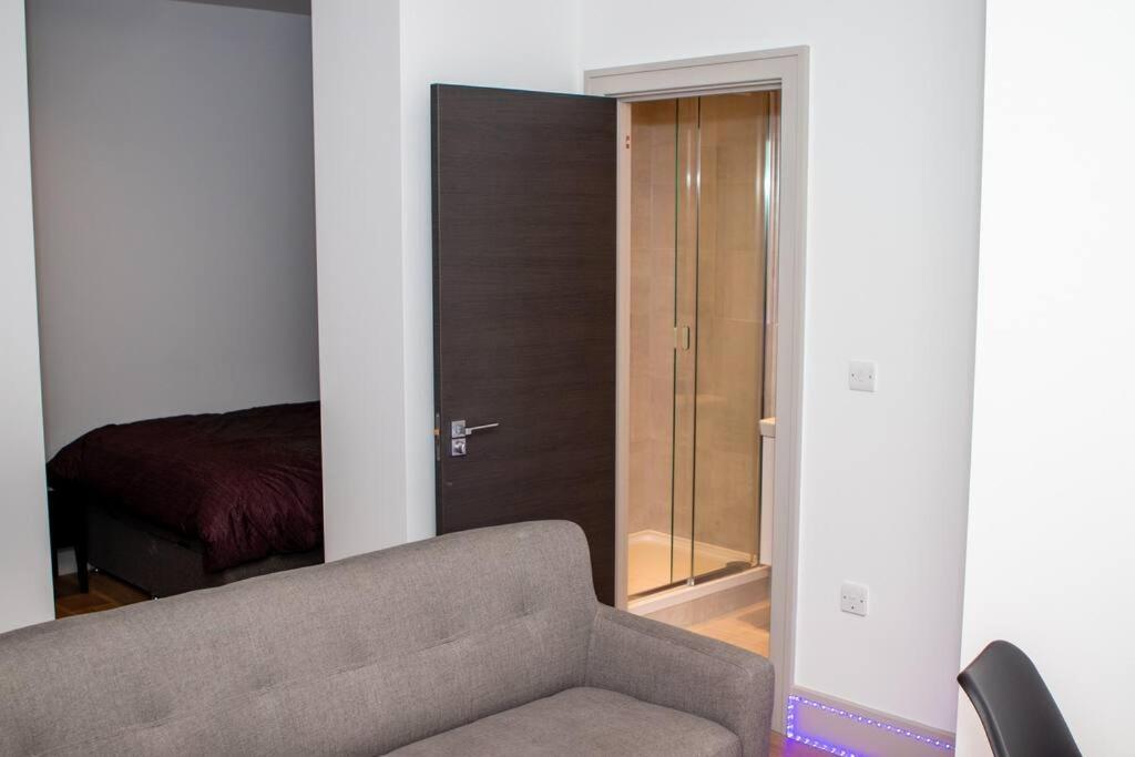 Stunning 1-Bedroom Flat In London! Экстерьер фото