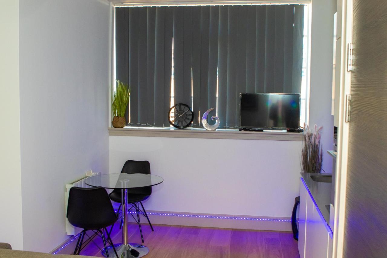Stunning 1-Bedroom Flat In London! Экстерьер фото